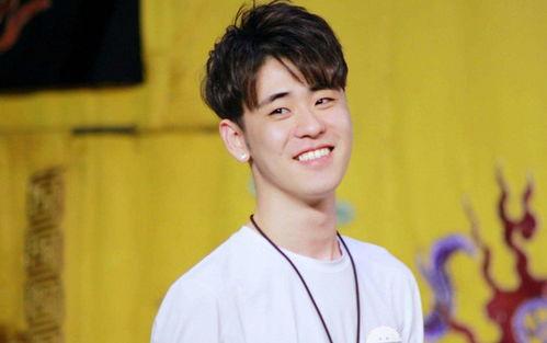 唐砖视频吃瓜,揭秘宫廷秘闻，吃瓜群众围观宫廷大戏  第3张