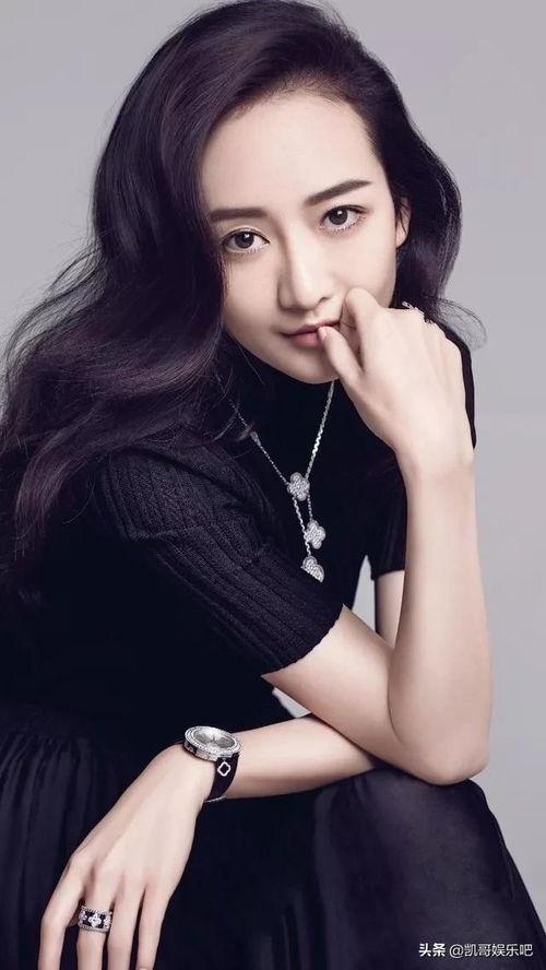 昆明女摄影师吃瓜视频,揭秘幕后花絮与真实情感  第3张