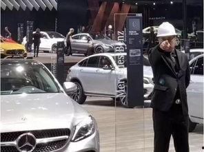 君威车主事件女主视频吃瓜,揭秘事件背后真相  第2张