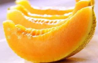 唐山小姑娘吃哈密瓜视频,唐山萌娃甜蜜演绎哈密瓜美食之旅  第3张