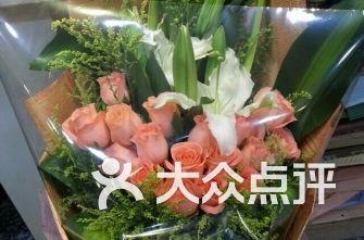 温州花店吃瓜视频,一场花店里的欢乐盛宴 第3张 温州花店吃瓜视频,一场花店里的欢乐盛宴 第3张